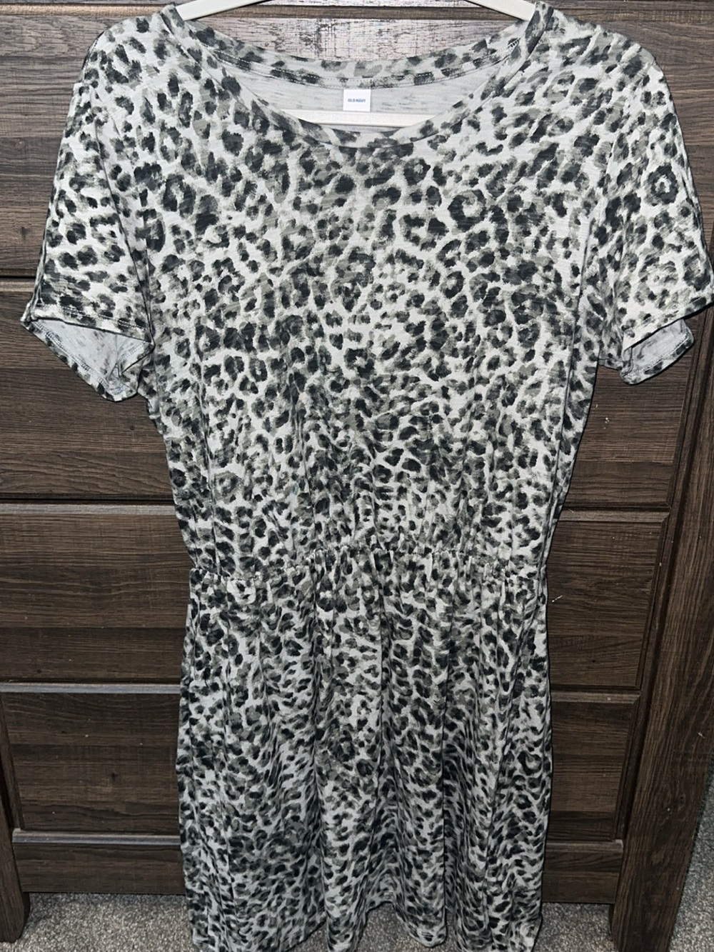 Old Navy Black and White Leopard Print Short Sleeve Dress